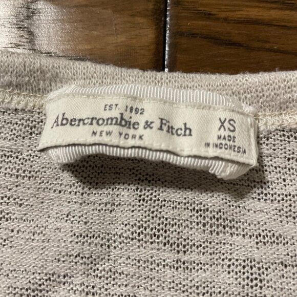 Abercrombie & Fitch boho embroidered cropped sweater size XS - Picture 9 of 13